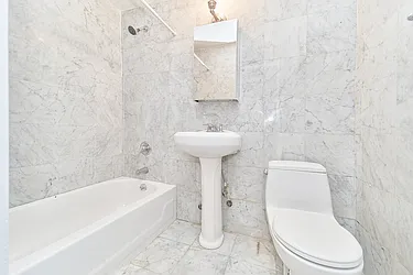 Rented by Living New York