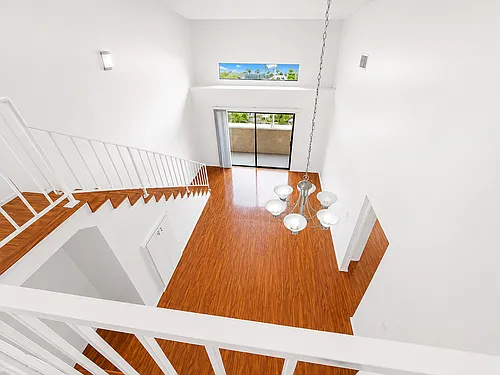 Floor plan 202
