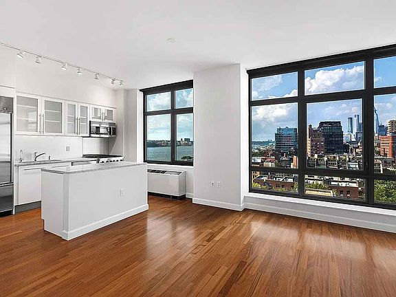 3rd image of 1 Morton Sq APT 11AE