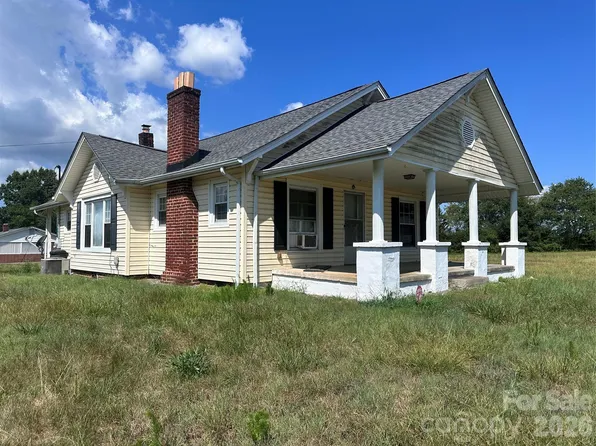 3190 Warlicks Church Rd, Connelly Springs, NC 28612