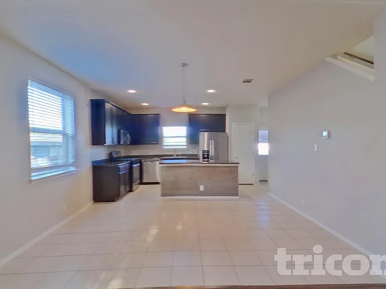 240 Dragon Ridge Rd — Photo 3
