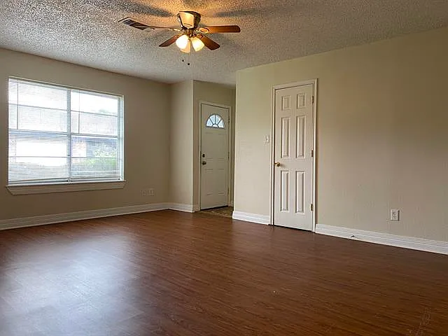 189 Crepe Myrtle Ave #189 — Photo 2