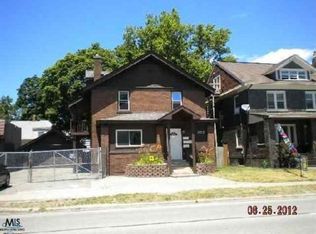 372 W Huron St, Pontiac, MI 48341