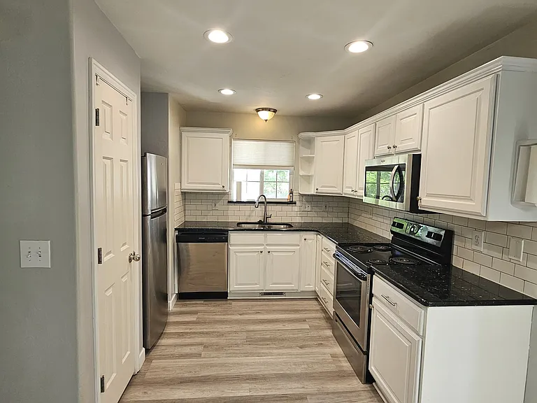 7963 N Smith Ranch Rd — Photo 5
