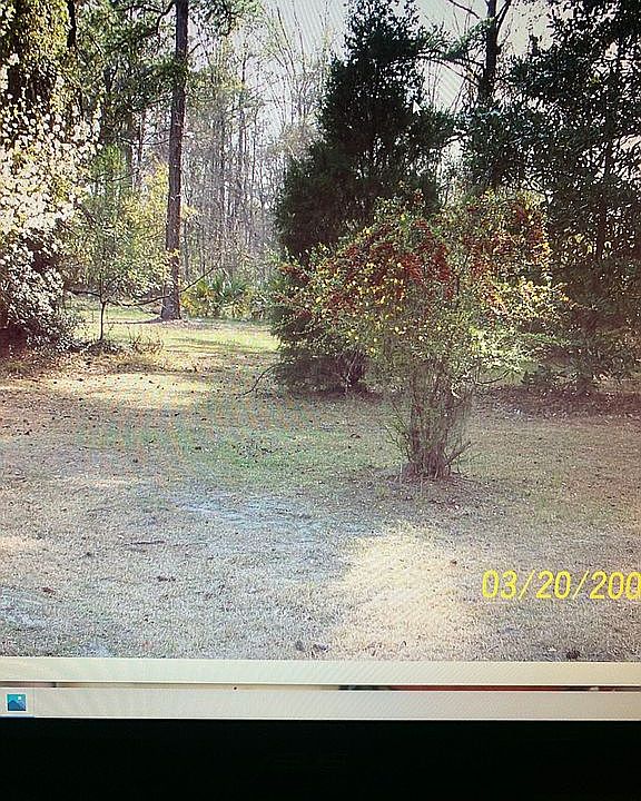2nd image of 990 Sams Point Rd