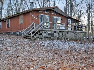 103 Robin Way, Lackawaxen, PA 18435