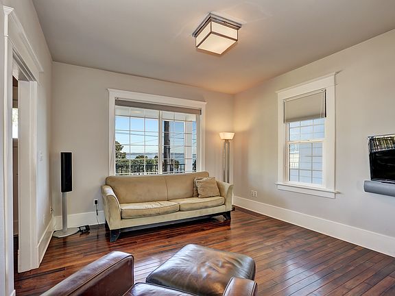 4th image of 2418 North 31st Street