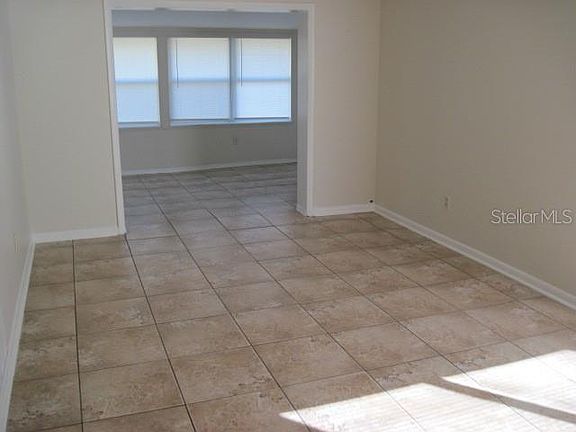 4th image of 1315 Whitewood Dr