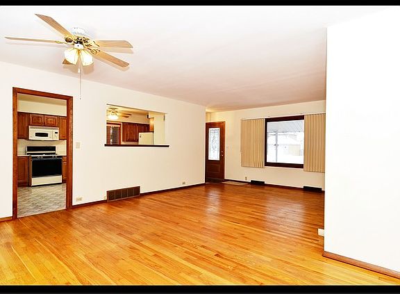 5th image of 401 S Washington St