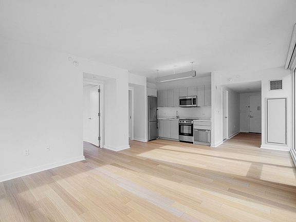 5th image of 400 W 113th St APT 1027