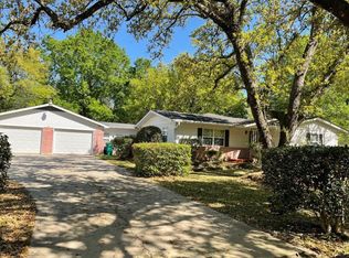 5016 Meeks Dr, Orange, TX 77632