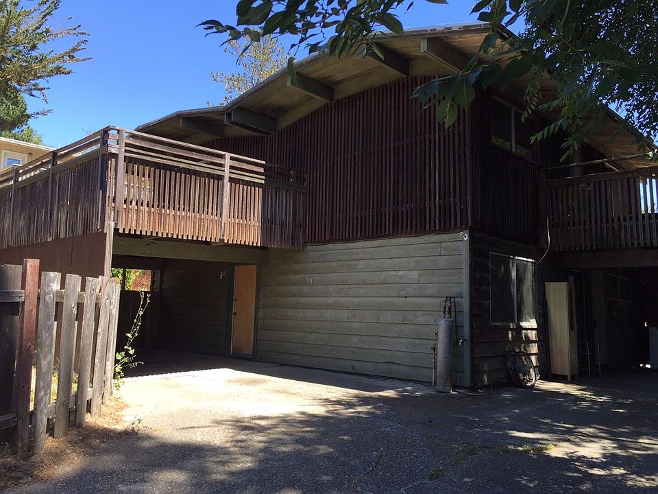 1st image of 110 Christel Oaks Dr