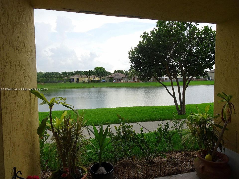 1st image of 21150 SW 87th Ave APT 104