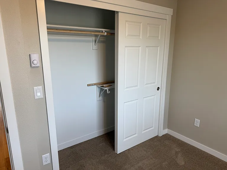 Eagle Crest Apartments — Photo 66