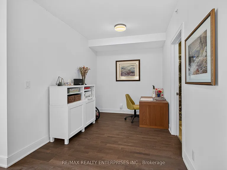 1575 Lakeshore Rd W #340 — Photo 18