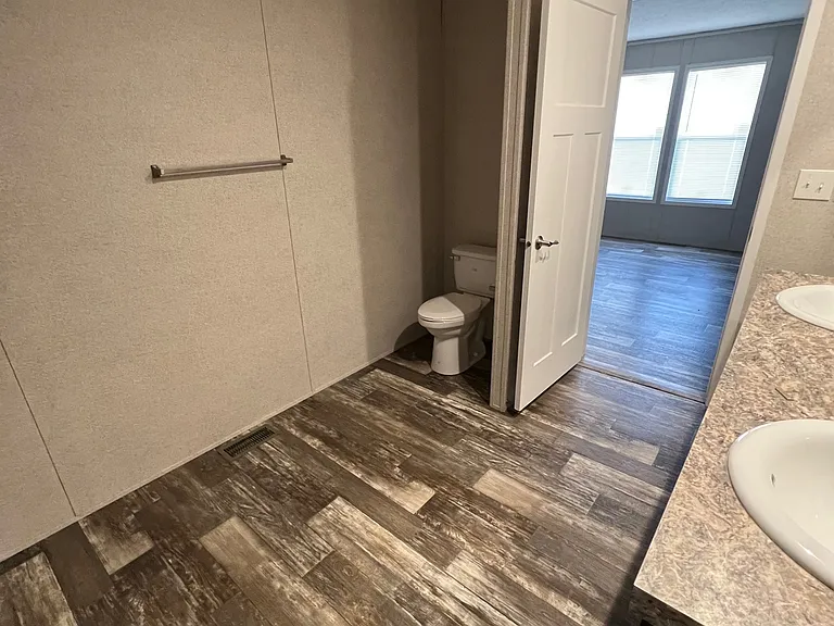 Stonegate MHC — Photo 26