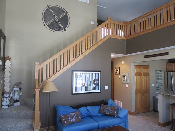 4th image of 02281 Boyneland Drive #Door 976
