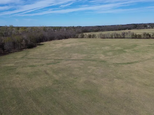 2800 E Lake Dr, Weatherford, TX 76087