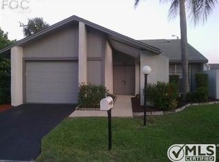 9696 Maplecrest Cir, Lehigh Acres, FL 33936