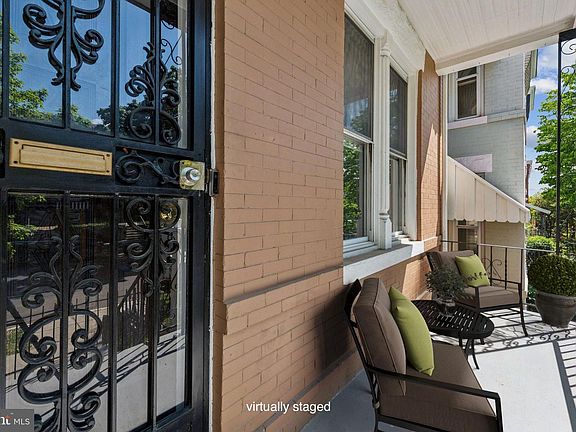 2nd image of 1306 E St NE