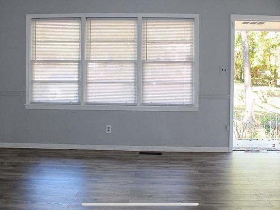 5th image of 2327 Ollie Dr
