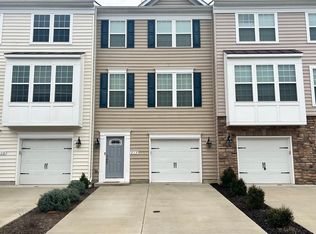 217 Hidden Brook Dr, Fredericksburg, VA 22405