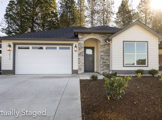 1012 E Rork Ct, Newberg, OR 97132