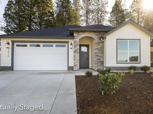 1012 E Rork Ct, Newberg, OR 97132