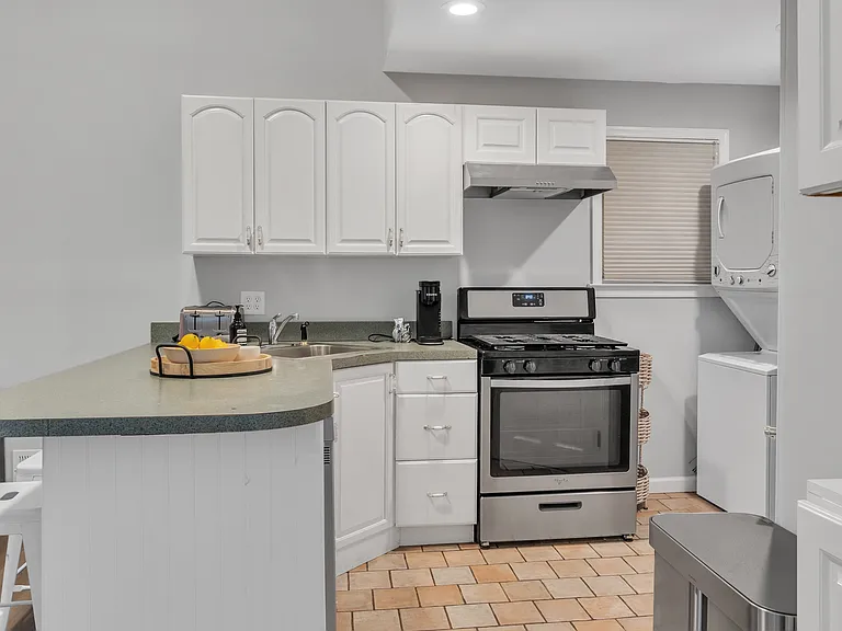 1820 Parkway #1 — Photo 3