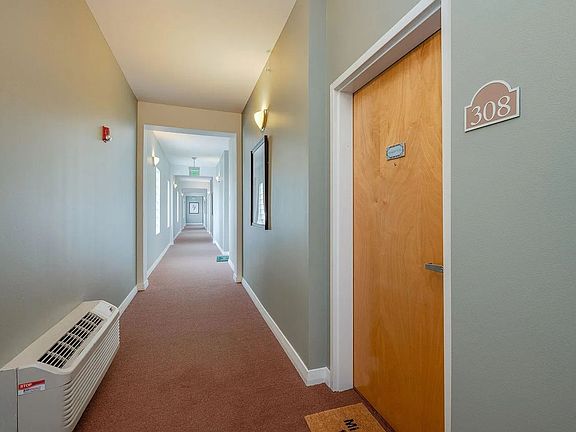 2nd image of 450 W Princess Anne Rd Unit 308