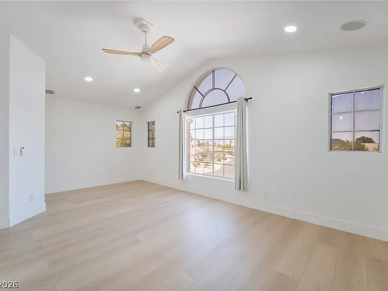 8253 Ruby Mountain Way — Photo 31