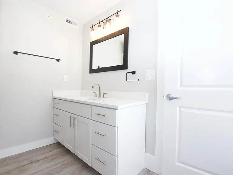 1469 Niagara St #401 — Photo 10
