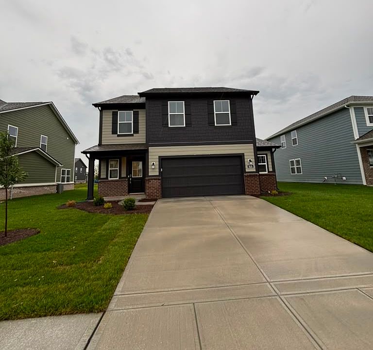 1st image of 835 Norfolk Row