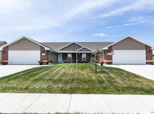 2235 Helle Dr, Asbury, IA 52002