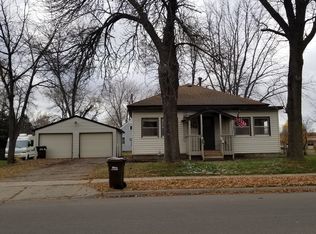 1300 Pine St, Hastings, MN 55033