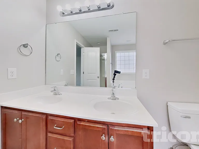 3730 Spring Willow Way — Photo 14