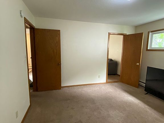 2nd image of 340 Marshall Ave APT 3