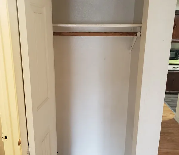 2 bed, 800 sqft, $1,400 — Photo 2