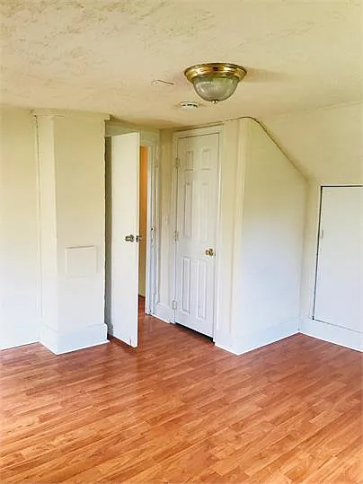 7860 Chancellor Rd — Photo 16