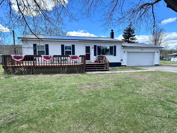 799 Clintonville Rd, Peru, NY 12972