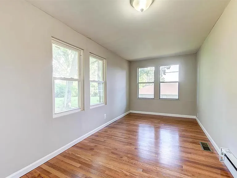 1222 Eastover Ave — Photo 9