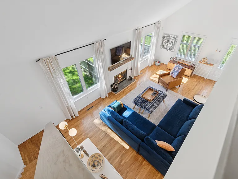 4 Morris Ct — Photo 10