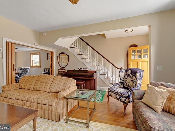 4th image of 410 Cannon St