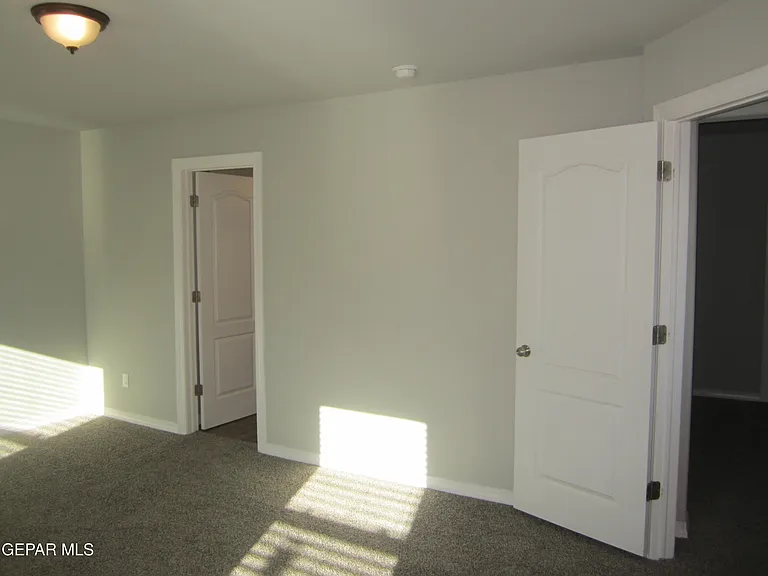 12253 Desert Cliff Ct — Photo 45