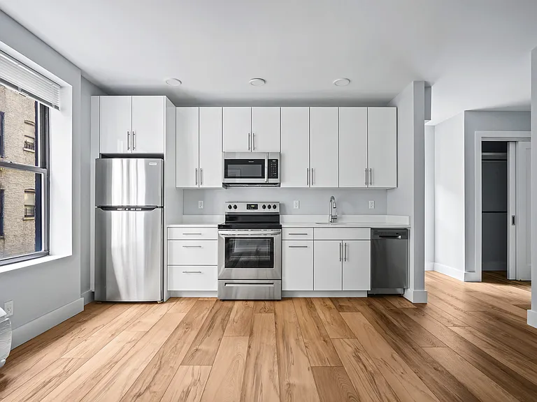 628 W 151st St #1J — Photo 1