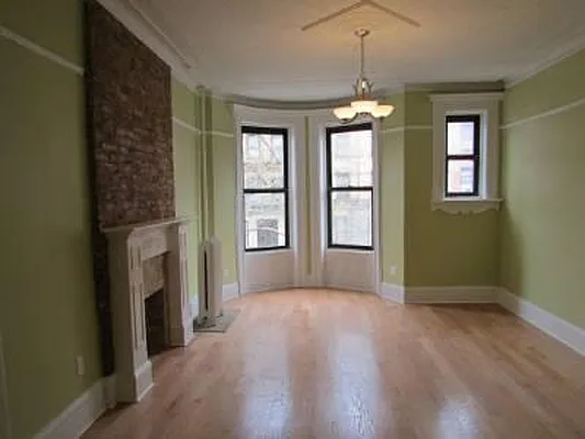 Rented by Urban Realty NYC | media 77