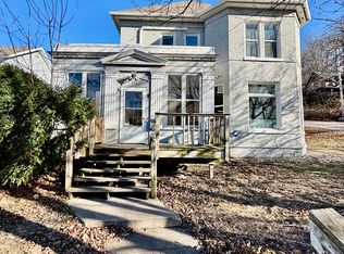 121 Hanover St, Mankato, MN 56001