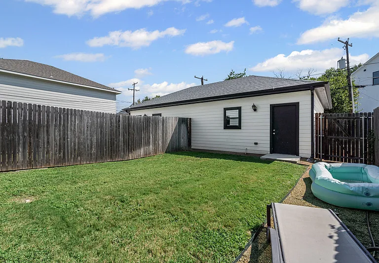 3207 Forest Park Blvd #1 — Photo 16