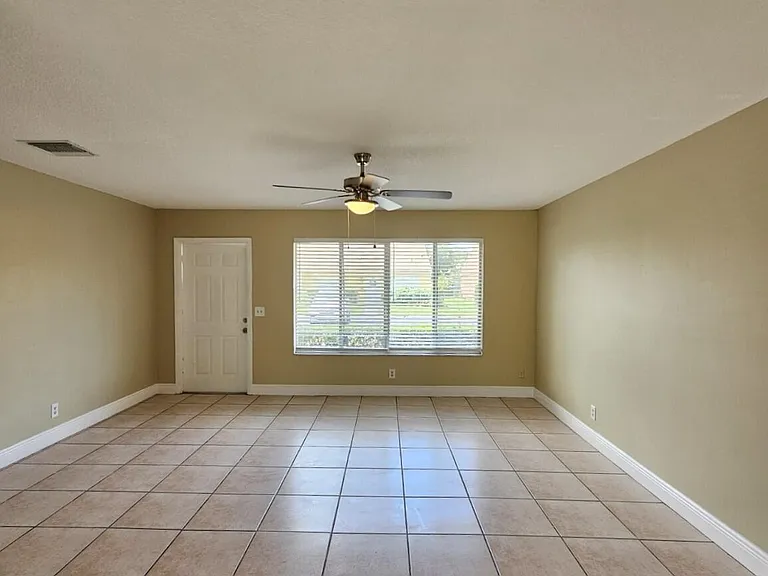 4795 Orleans Ct #B — Photo 5