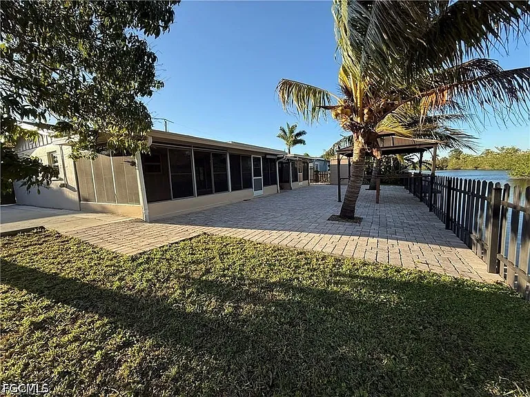 141 Schneider Dr — Photo 10
